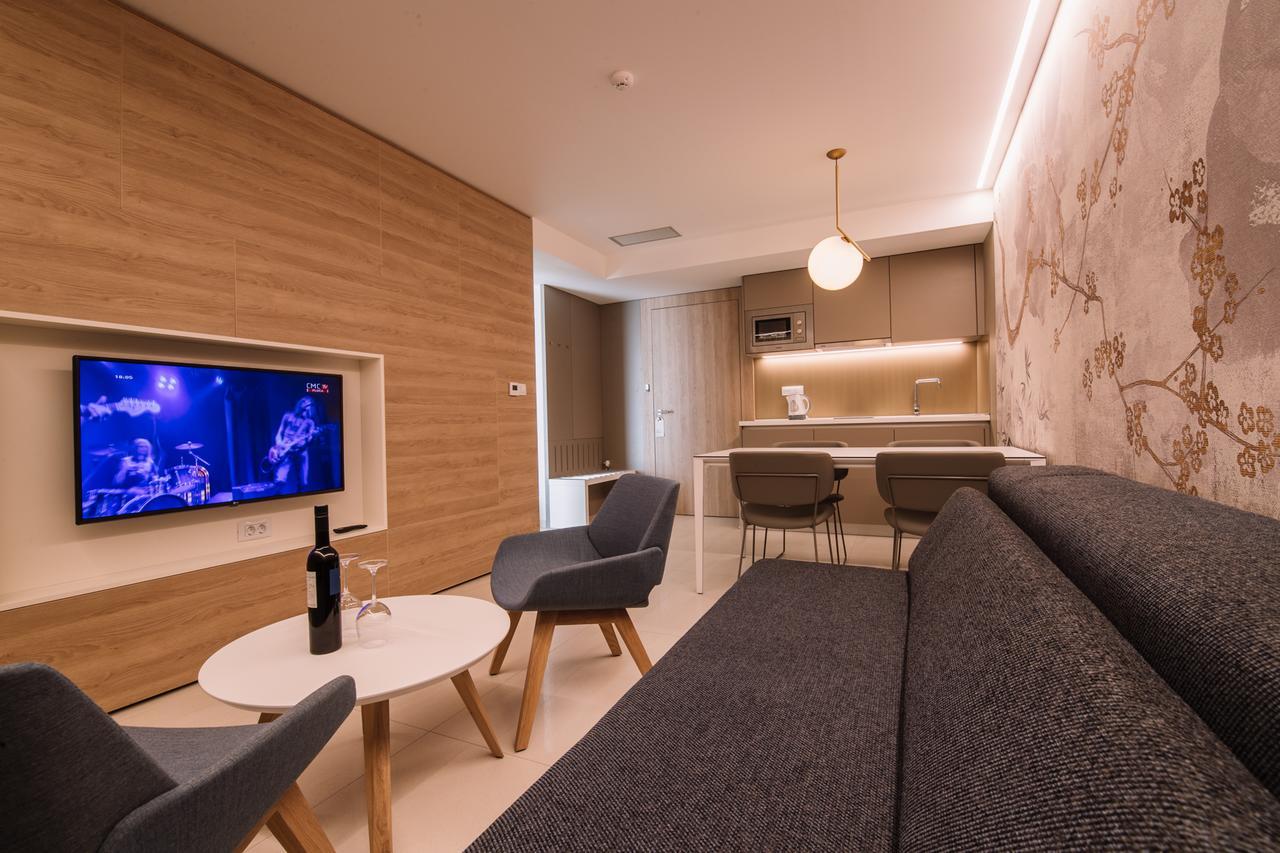 Aparthotel Joel Novalja Exteriér fotografie