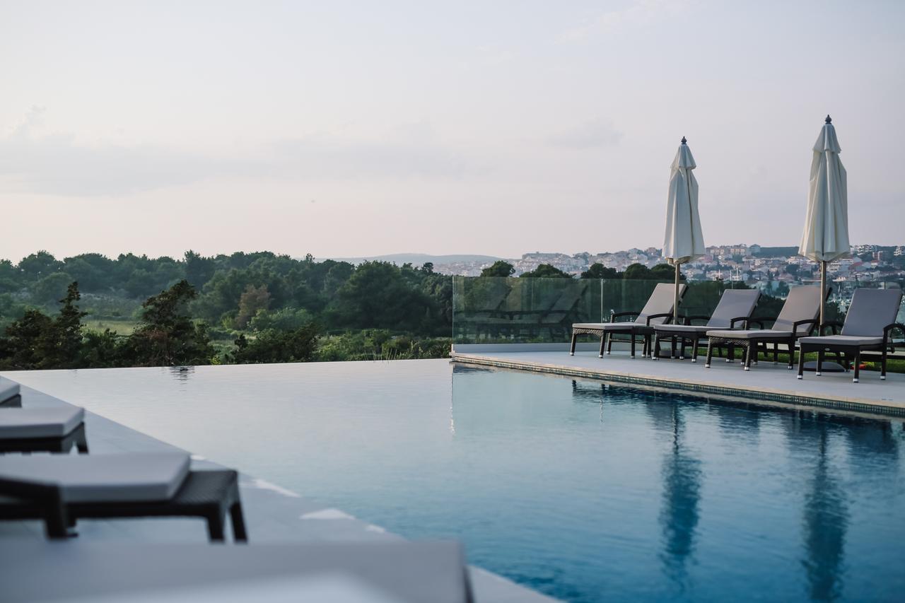 Aparthotel Joel Novalja Exteriér fotografie